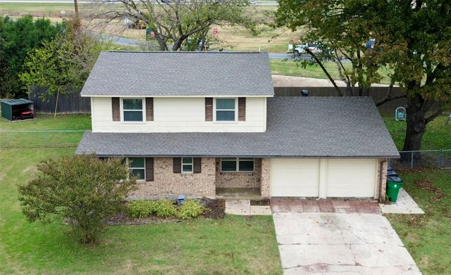106 Apache Court, Waxahachie, TX 75165
