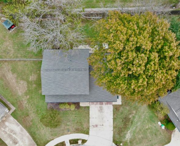 106 Apache Court, Waxahachie, TX 75165
