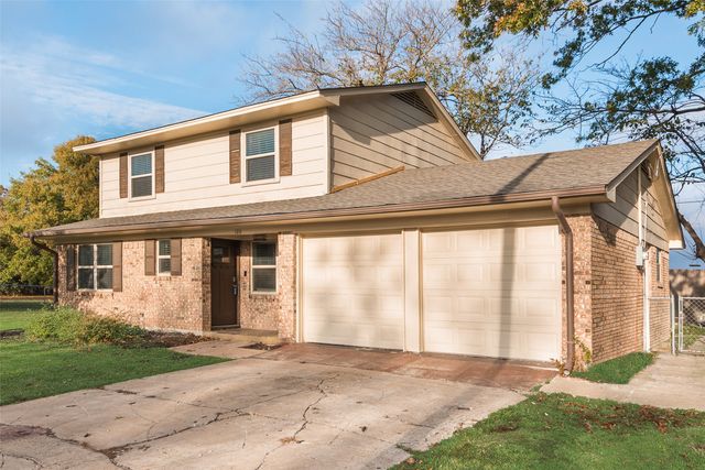 106 Apache Court, Waxahachie, TX 75165