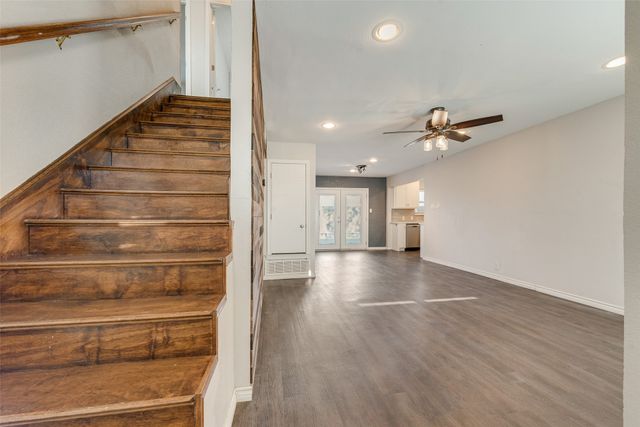 106 Apache Court, Waxahachie, TX 75165