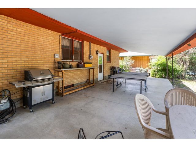 808 Francis St, Longmont, CO 80501