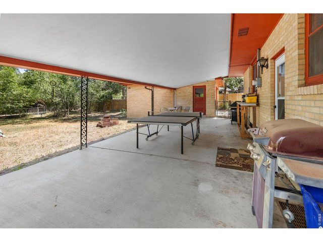 808 Francis St, Longmont, CO 80501