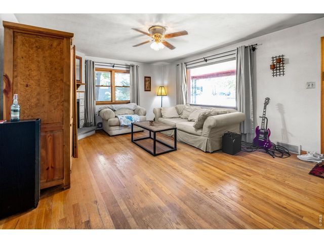 808 Francis St, Longmont, CO 80501