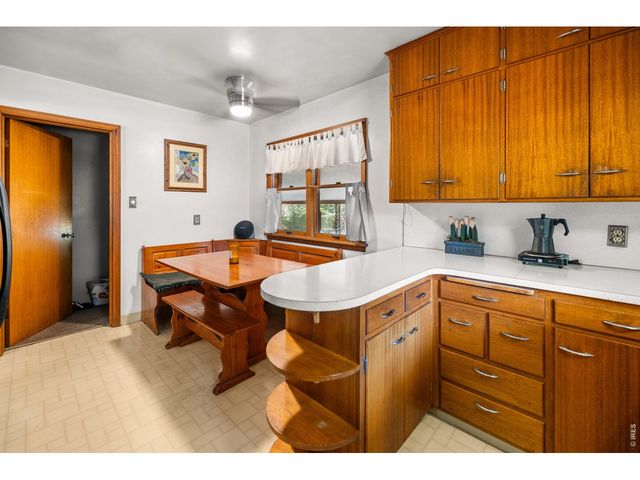 808 Francis St, Longmont, CO 80501
