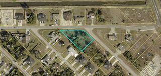 5237/5239 24th ST SW, Lehigh Acres, FL 33973
