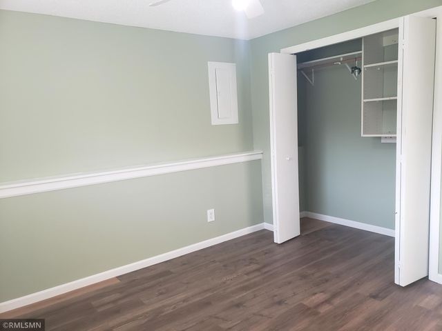 6533 Douglas Drive N, Brooklyn Park, MN 55429