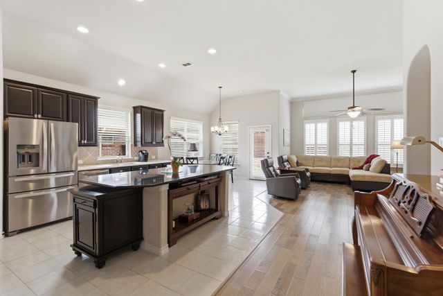 616 Caudle Lane, Savannah, TX 76227
