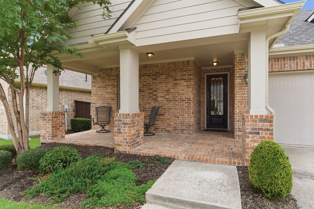 616 Caudle Lane, Savannah, TX 76227