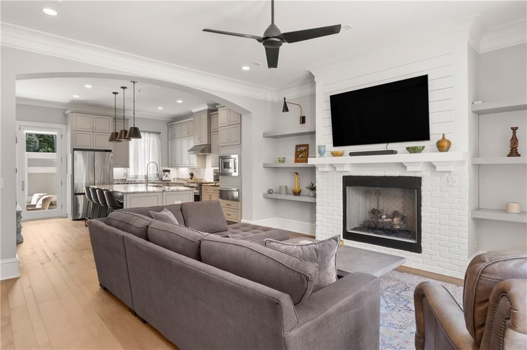 717 Lenox Lane, Atlanta, GA 30324