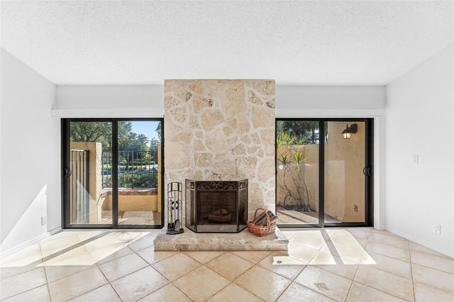 6829 Pradera Drive, Boca Raton, FL 33433