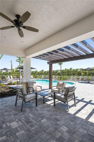 10605 ORBIT TERRACE, Sarasota, FL 34241