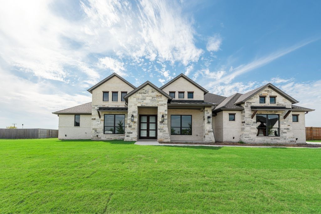 1760 Ryder Lee Lane, Waxahachie, TX 75165