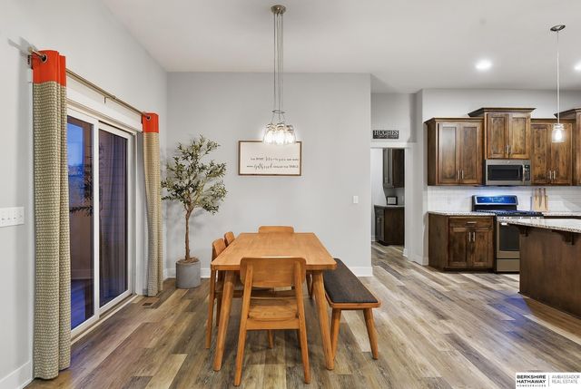 8102 S 194th Street, Gretna, NE 68028