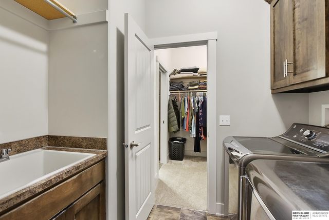 8102 S 194th Street, Gretna, NE 68028