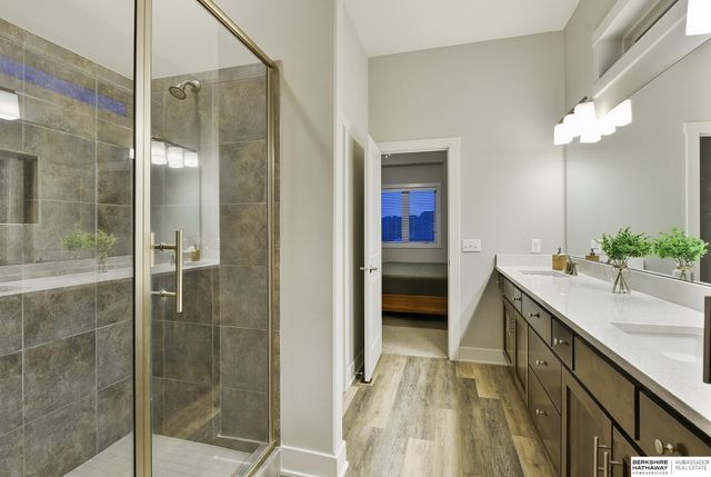 8102 S 194th Street, Gretna, NE 68028