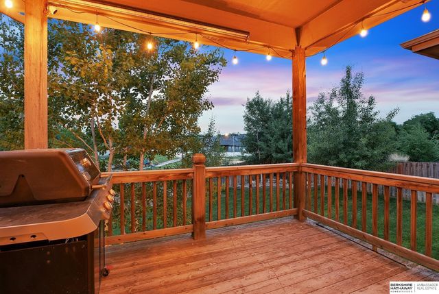 8102 S 194th Street, Gretna, NE 68028