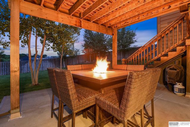 8102 S 194th Street, Gretna, NE 68028