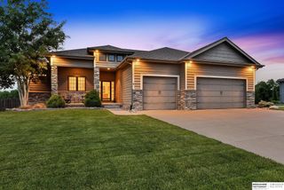 8102 S 194th Street, Gretna, NE 68028