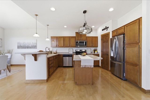 9433 N Michael COURT, Milwaukee, WI 53224