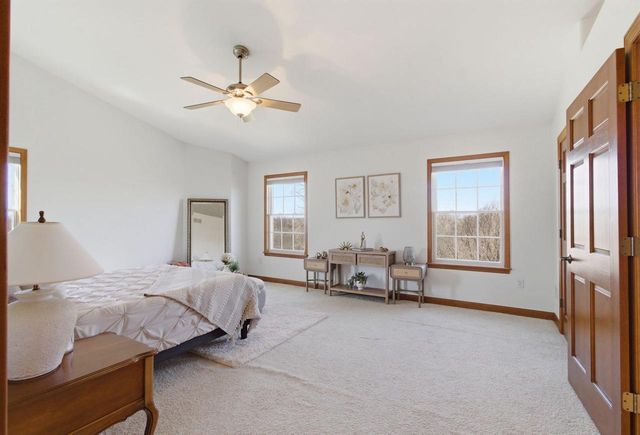 9433 N Michael COURT, Milwaukee, WI 53224