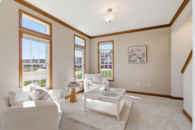 9433 N Michael COURT, Milwaukee, WI 53224