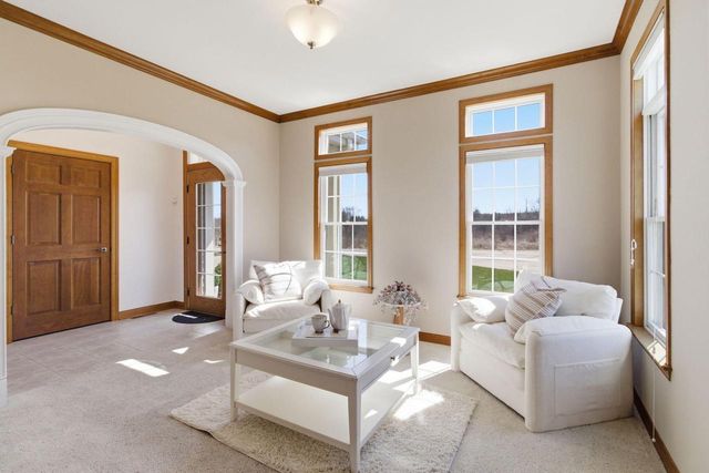 9433 N Michael COURT, Milwaukee, WI 53224