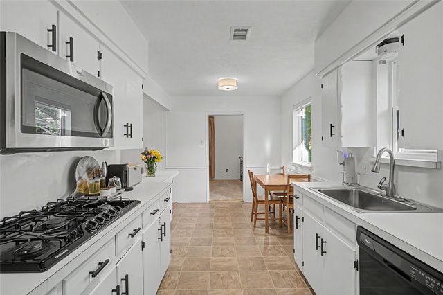 337 Merribrook Trail, Duncanville, TX 75116