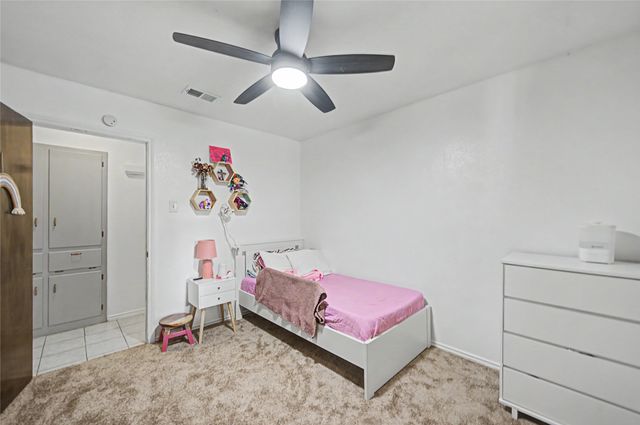 337 Merribrook Trail, Duncanville, TX 75116