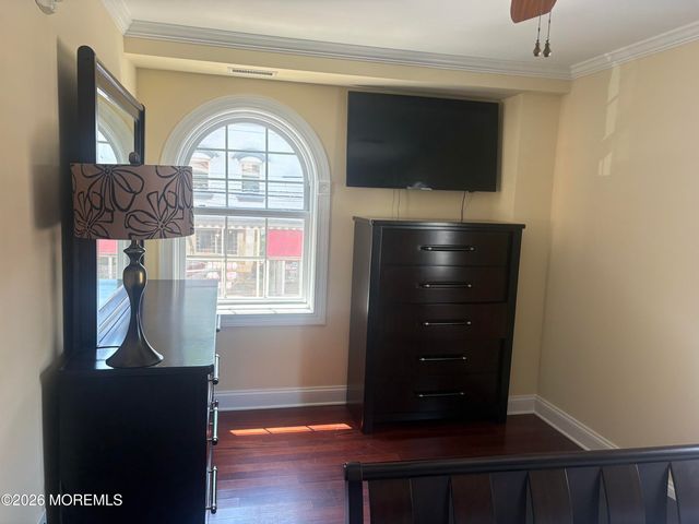 22 W Front Street 201, Red Bank, NJ 07701