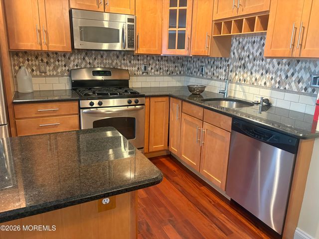 22 W Front Street 201, Red Bank, NJ 07701
