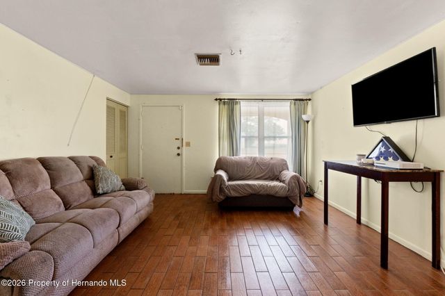 9658 Bayside Court, Spring Hill, FL 34608