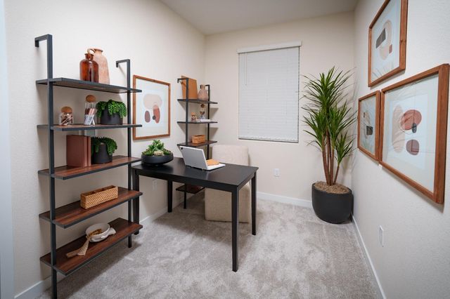 1133 Bellawood Dr, Galt, CA 95632