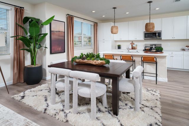 1133 Bellawood Dr, Galt, CA 95632