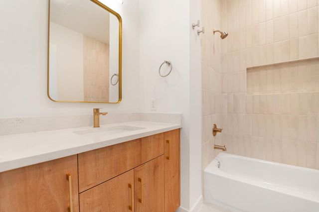 7120 Eastwood Street, Houston, TX 77021