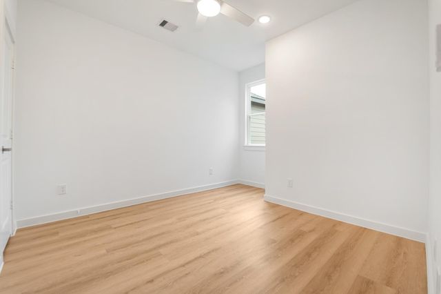 7120 Eastwood Street, Houston, TX 77021