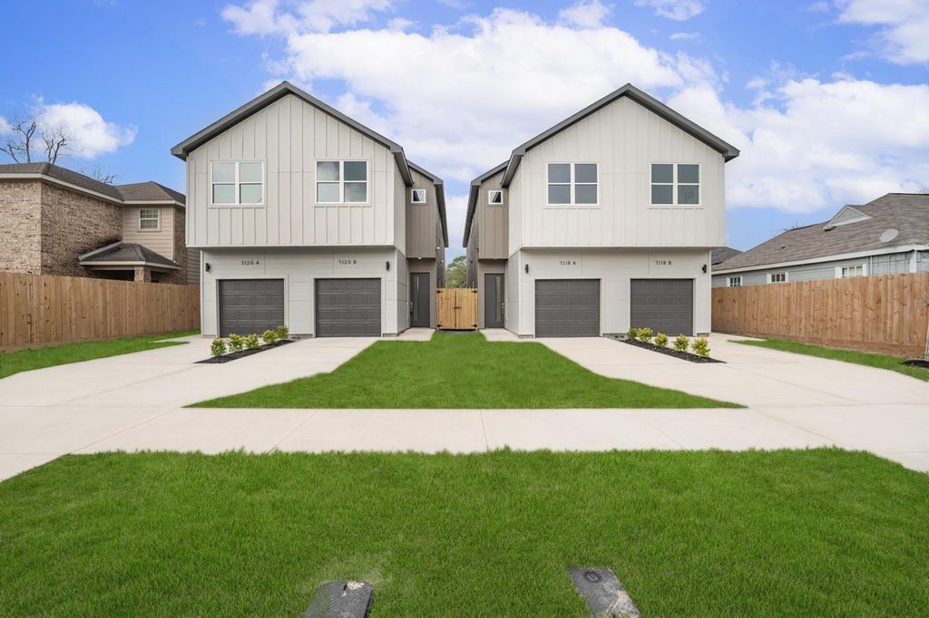 7120 Eastwood Street, Houston, TX 77021