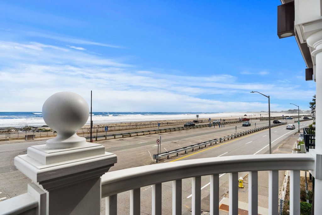 Image 25 of property listing at 365 Ocean Boulevard, Hampton, NH 03842