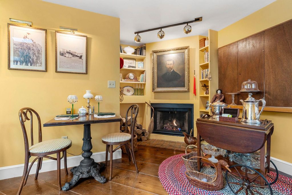Image 28 of property listing at 365 Ocean Boulevard, Hampton, NH 03842