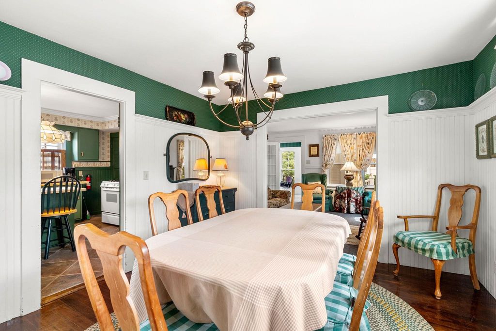 Image 52 of property listing at 365 Ocean Boulevard, Hampton, NH 03842