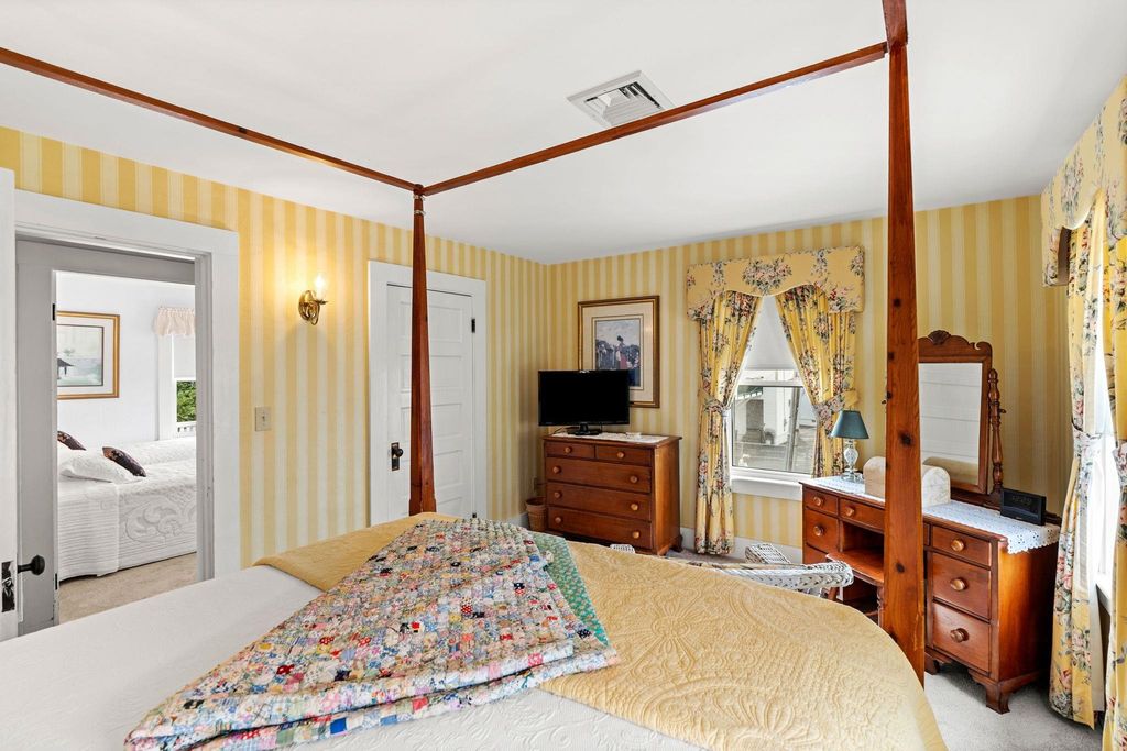 Image 53 of property listing at 365 Ocean Boulevard, Hampton, NH 03842