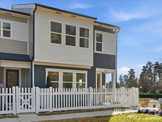 7141 Archimedes Lane, Charlotte, NC 28216