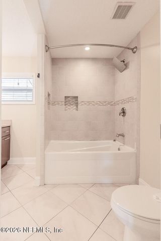 1205 16TH Street N, Jacksonville Beach, FL 32250