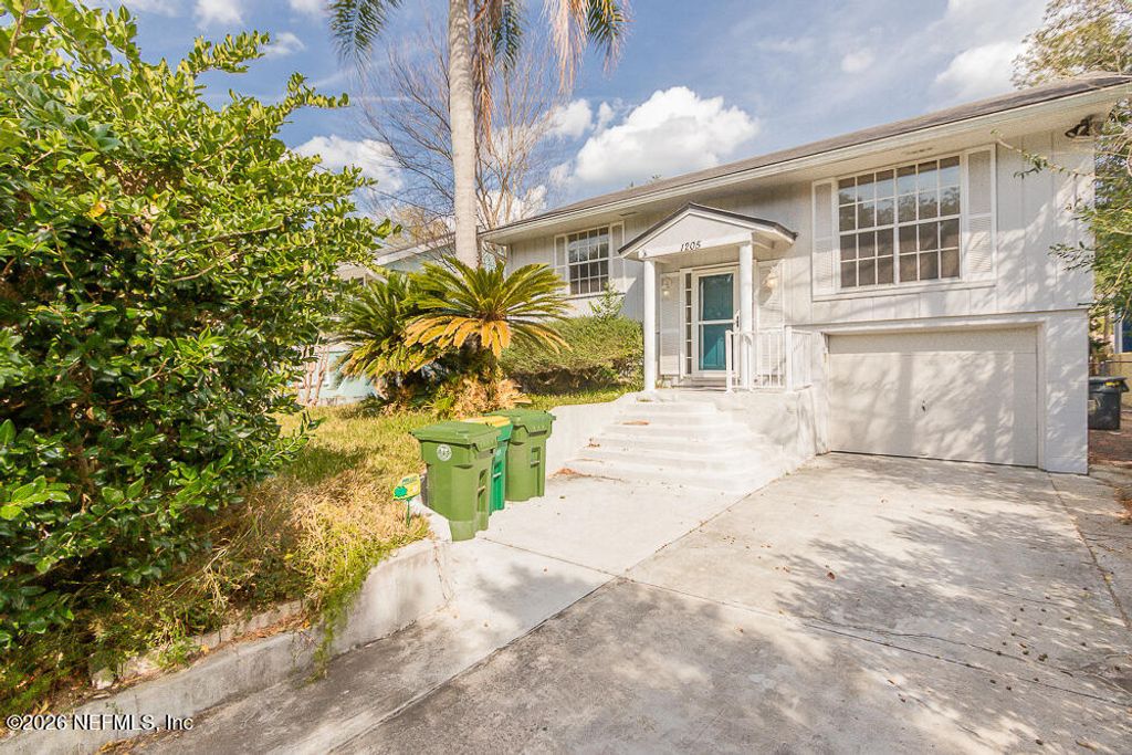 1205 16TH Street N, Jacksonville Beach, FL 32250