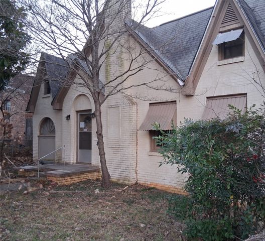 805 S Glenwood Boulevard, Tyler, TX 75701