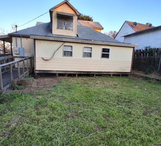 805 S Glenwood Boulevard, Tyler, TX 75701