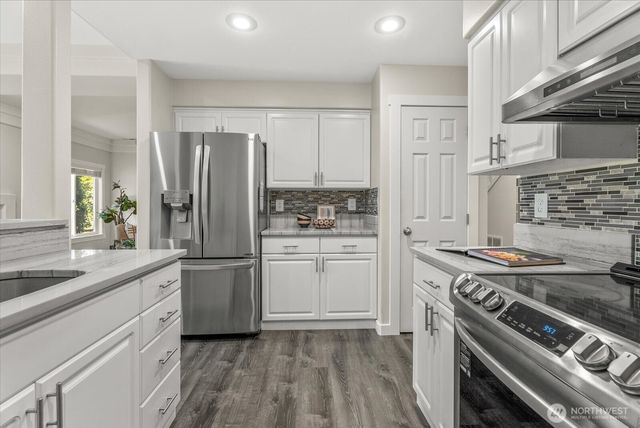 13274 NE 182nd Street, Woodinville, WA 98072