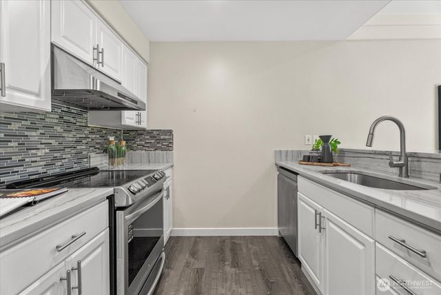 13274 NE 182nd Street, Woodinville, WA 98072
