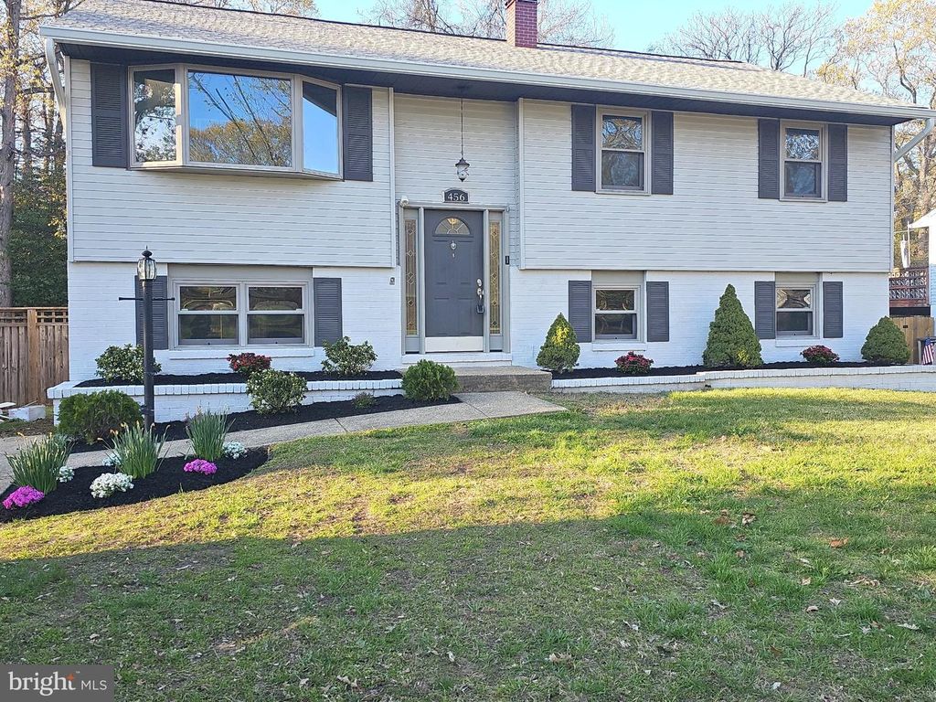 456 RUTH RD, Arnold, MD 21012