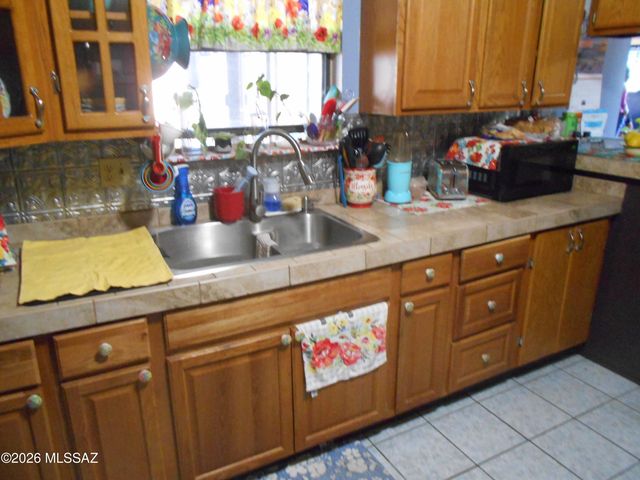 2578 W Willow Tree Lane, Willcox, AZ 85643