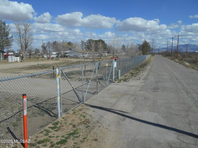 2578 W Willow Tree Lane, Willcox, AZ 85643